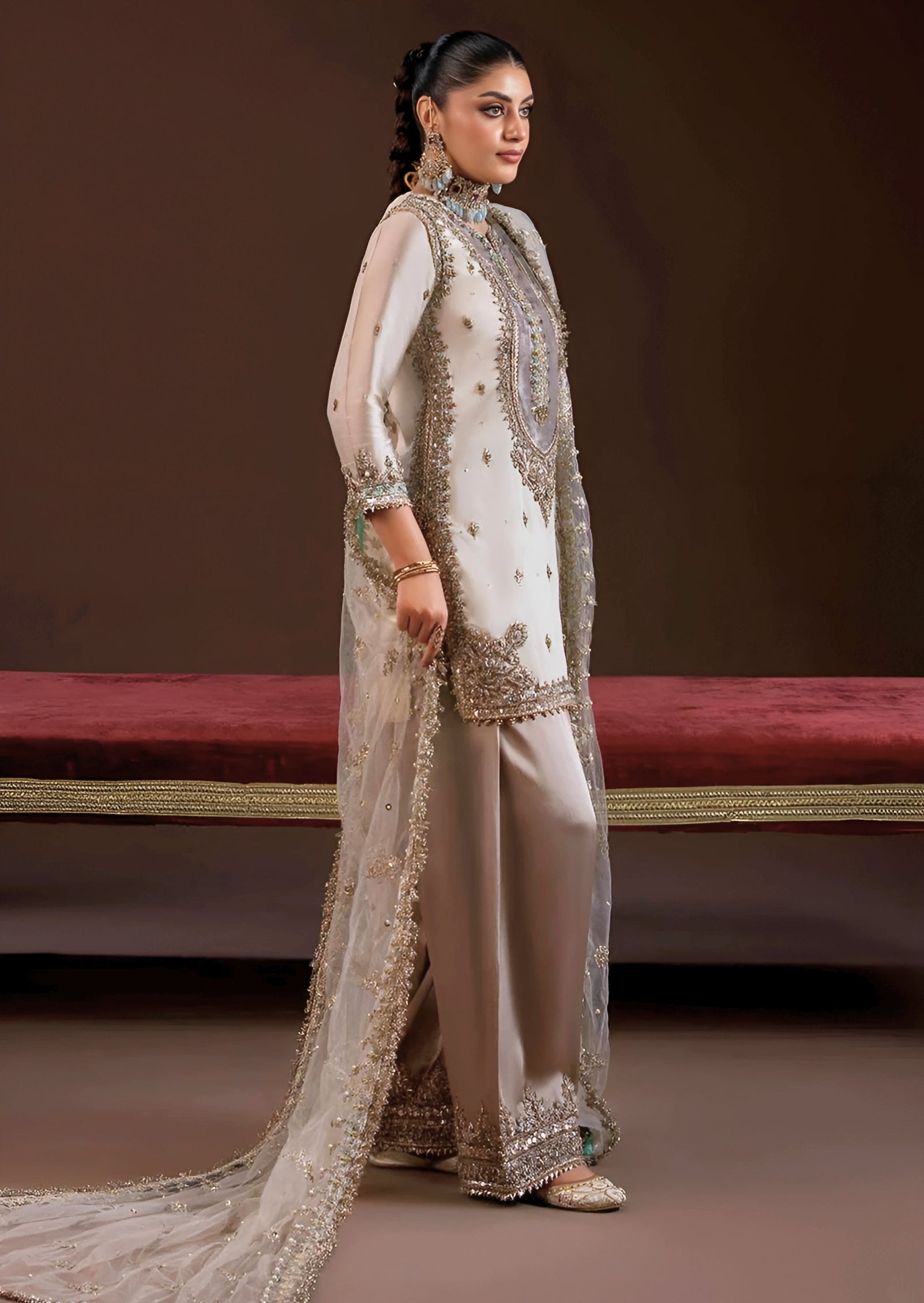OPULENT BEIGE