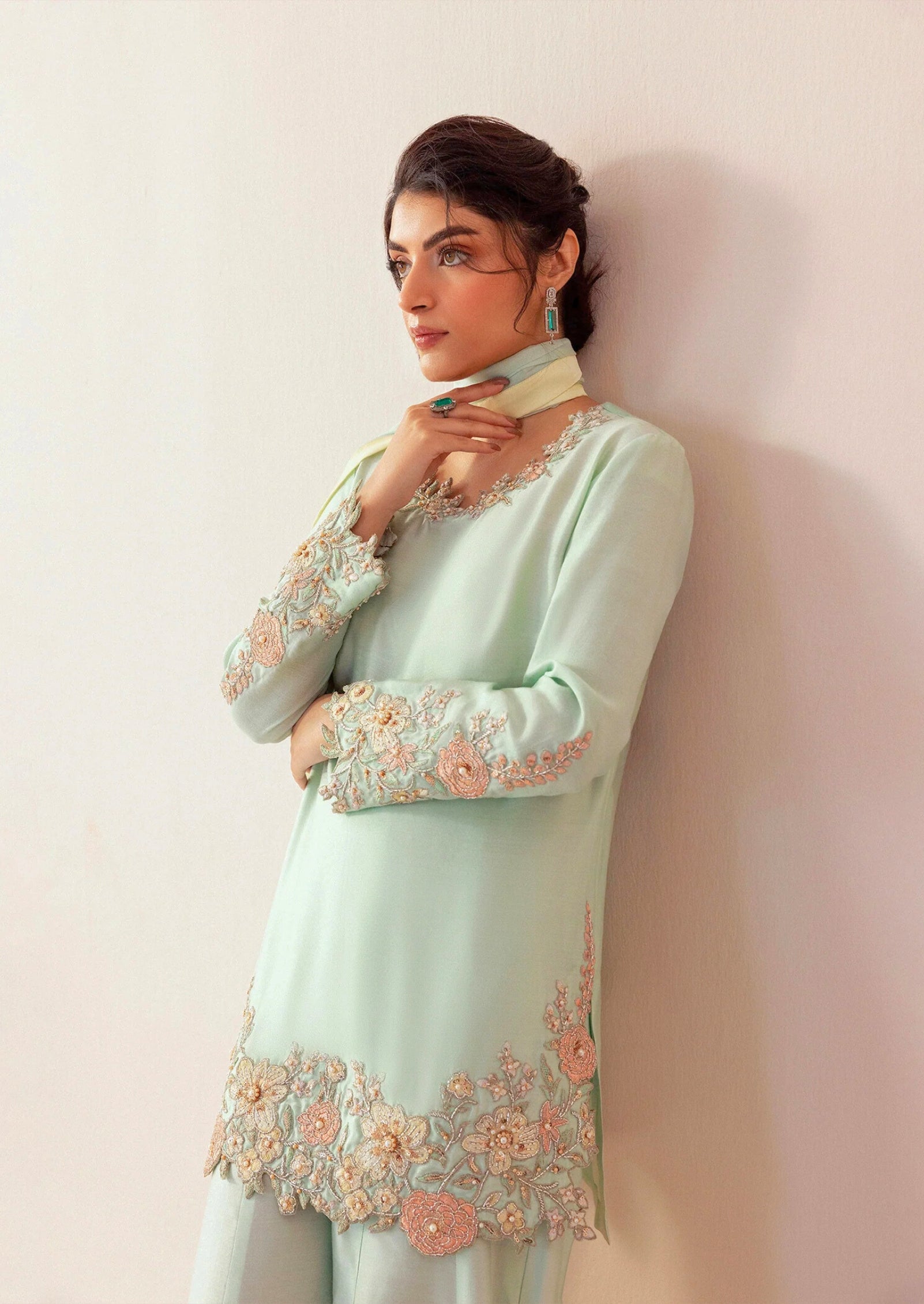 MINT GLOW