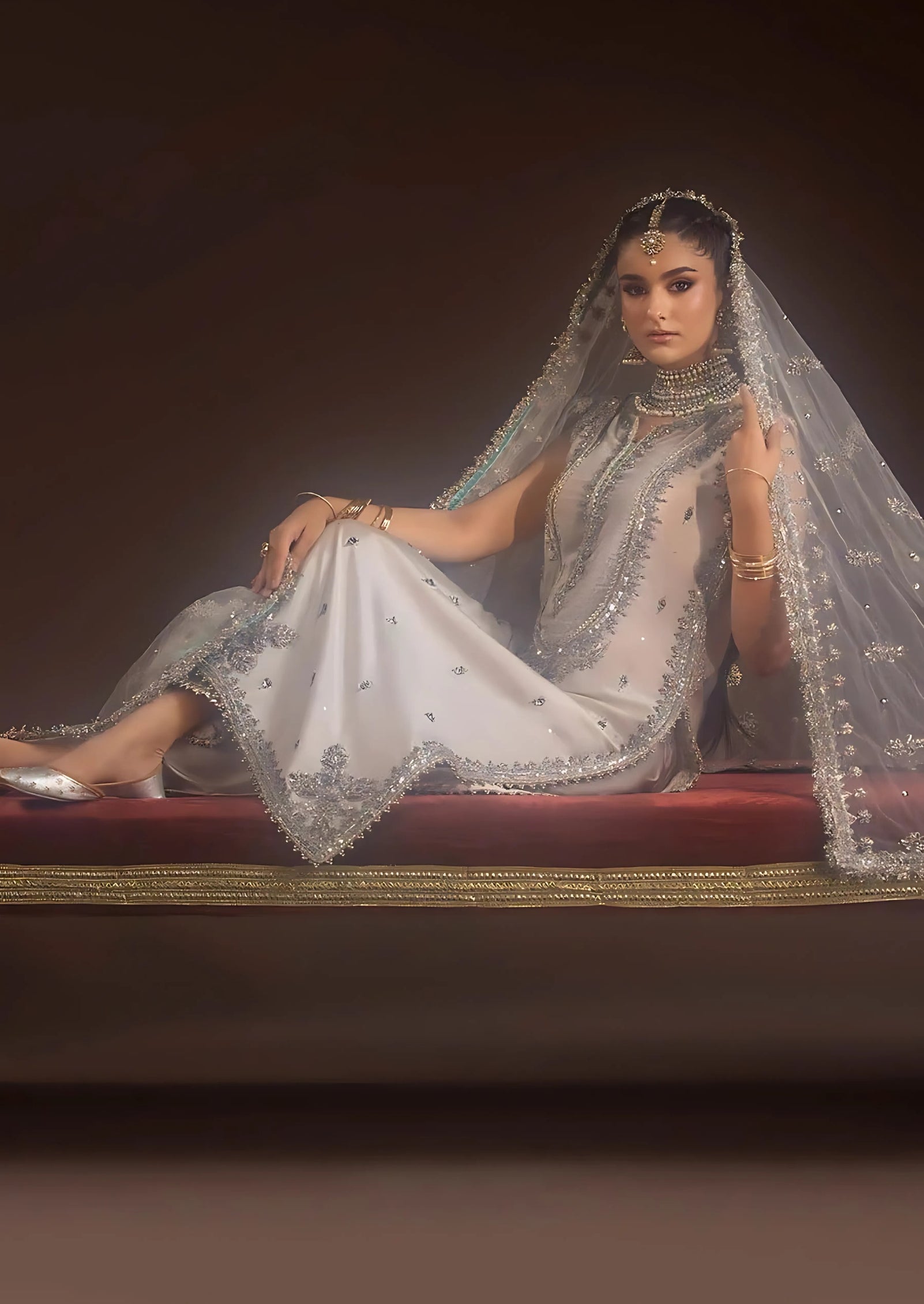 OPULENT BEIGE