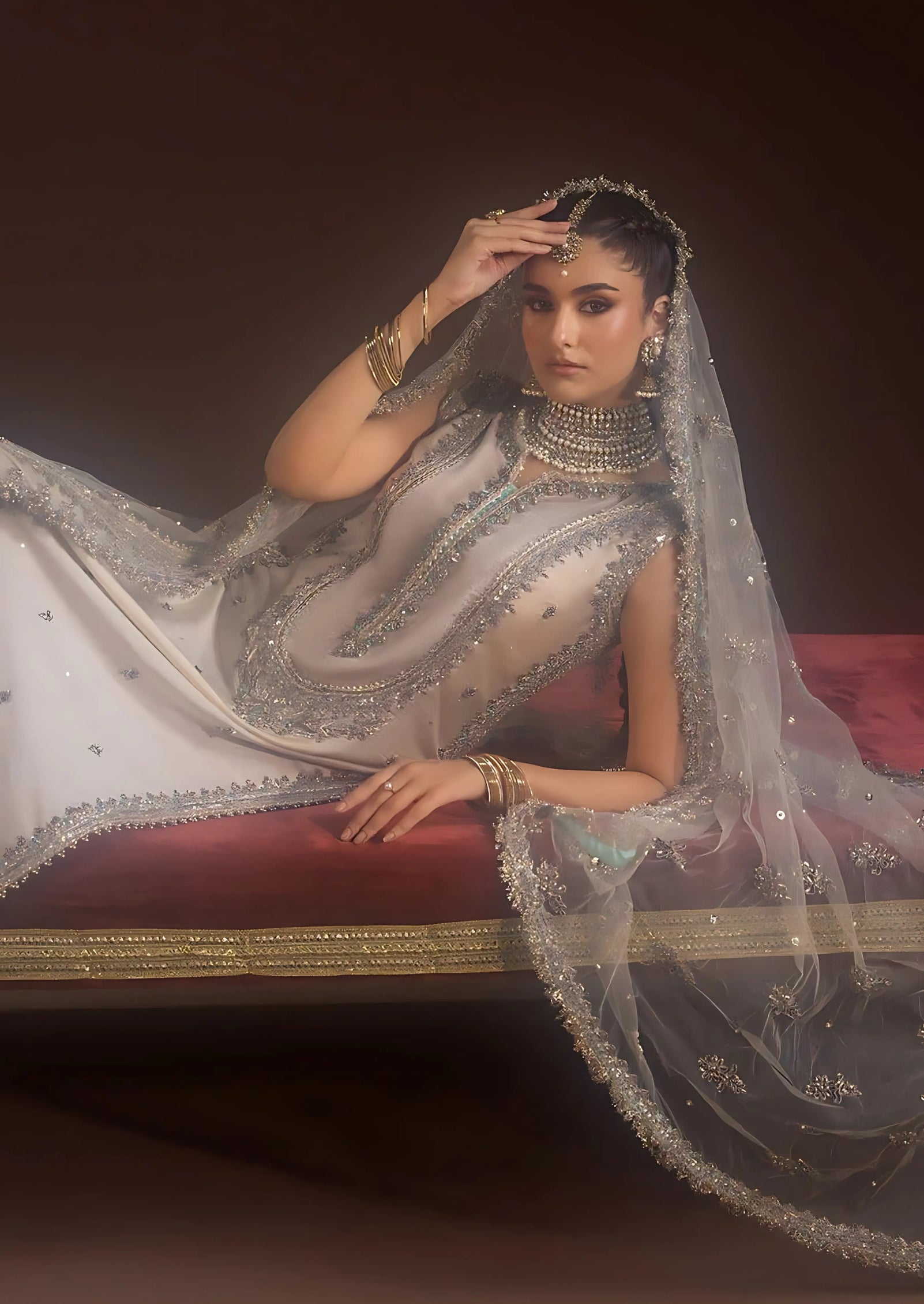 OPULENT BEIGE